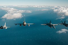 &laquo;Сброшен полный боезапас бомб&raquo;. Трамп заявил, что самолеты США атаковали три ядерных объекта в Иране