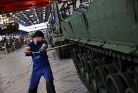 Россия запретила загружать иностранные нефтяные танкеры в своих черноморских портах. Как это повлияет на мировые поставки нефти?