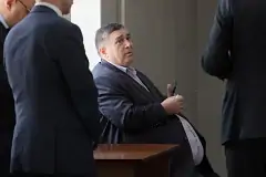 Задержан лидер азербайджанской диаспоры Урала. Спецназ остановил его &laquo;гелик&raquo; посреди дороги и уложил бизнесмена на асфальт