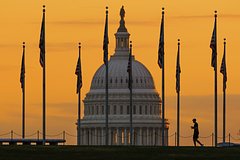 Трамп выступит в Белом доме с неожиданным заявлением. Отменит ли он свой ультиматум России или введет против нее новые санкции?