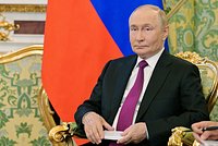 &laquo;Нет, он не должен&raquo;. Трамп отверг необходимость контактов Путина с Зеленским для встречи с ним