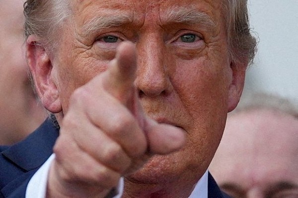 Трамп выступит в Белом доме с неожиданным заявлением. Отменит ли он свой ультиматум России или введет против нее новые санкции?