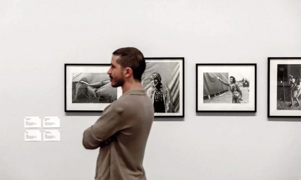 Пас Эррасурис предложила публике &laquo;рискнуть посмотреть&raquo;
