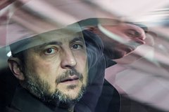 &laquo;Враги почуяли запах крови&raquo;. В Раде зреет бунт из-за коррупционного скандала. От Зеленского требуют отставки &laquo;теневого президента&raquo;