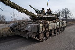 ВСУ бросили на штурм Купянска несколько тысяч бывших заключенных. Что известно о попытках Киева контратаковать?