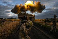 Сто тысяч ударных дронов и десятки тысяч корректируемых бомб. Чем российские военные били по Украине в 2025 году?