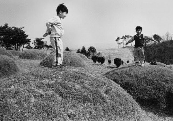 &laquo;Я спал в коробках с бездомными&raquo;: как фотограф Ян Сын У снимал запретную Японию