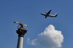 Признаков поражающего воздействия на борт нет. В Крыму разбился военно-транспортный Ан-26, погибли 29 человек
