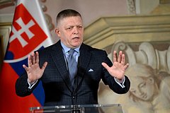 &laquo;Они по-прежнему не на коленях&raquo;. Премьер Словакии усомнился в возможности ослабить Россию
