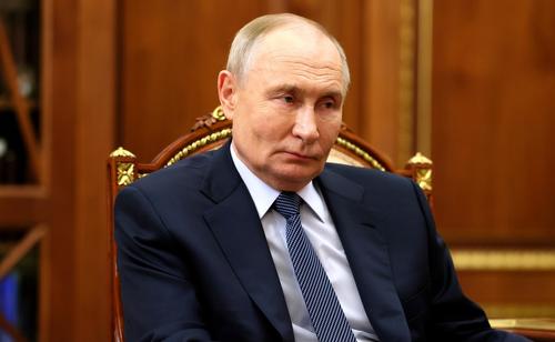 Путин наградил орденом худрука театра имени Шаляпина Фабио Мастранджело