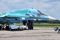 Атака на Киев и область продолжается почти 60 часов. Объявлена эвакуация, город накрыло черным дымом. Что известно о последствиях?