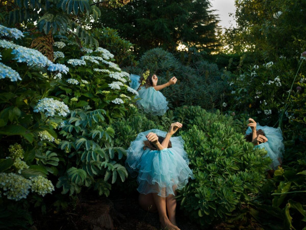 Найдите человека на этих фотографиях &mdash; это сложнее, чем кажется