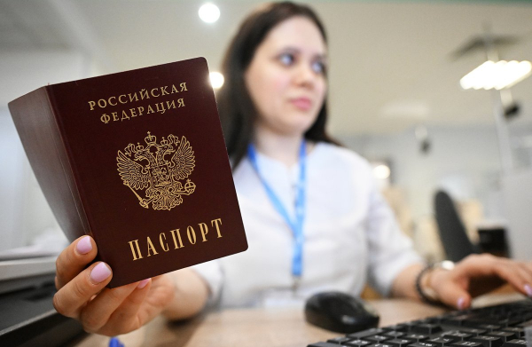 Переход на цифровые рубли, рост зарплат чиновников и освобождение от НДС. Что изменится в России с 1 октября?